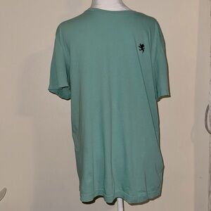 Express short sleeve t-shirt size large